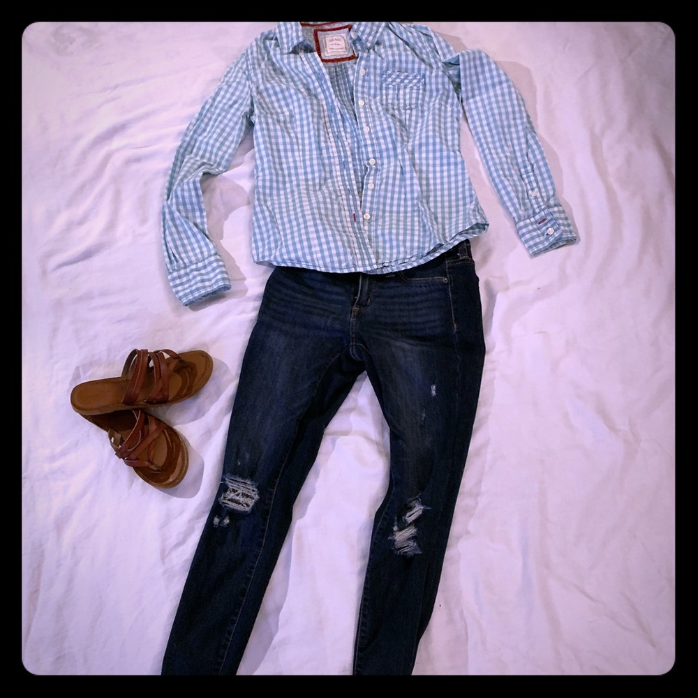 Old Navy plaid button up shirt
